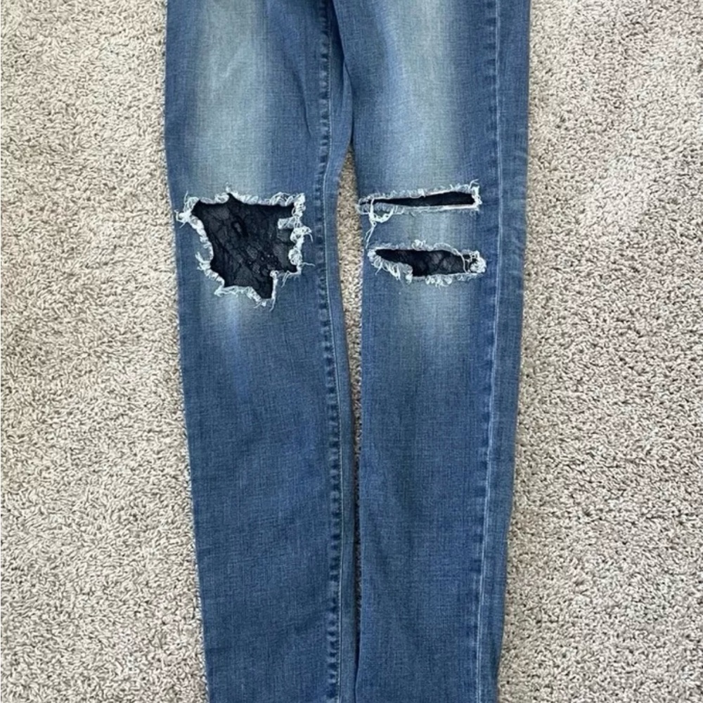 Joes Jeans Flawless the Charlie high rise skinny ankle Distressed Blue Jeans